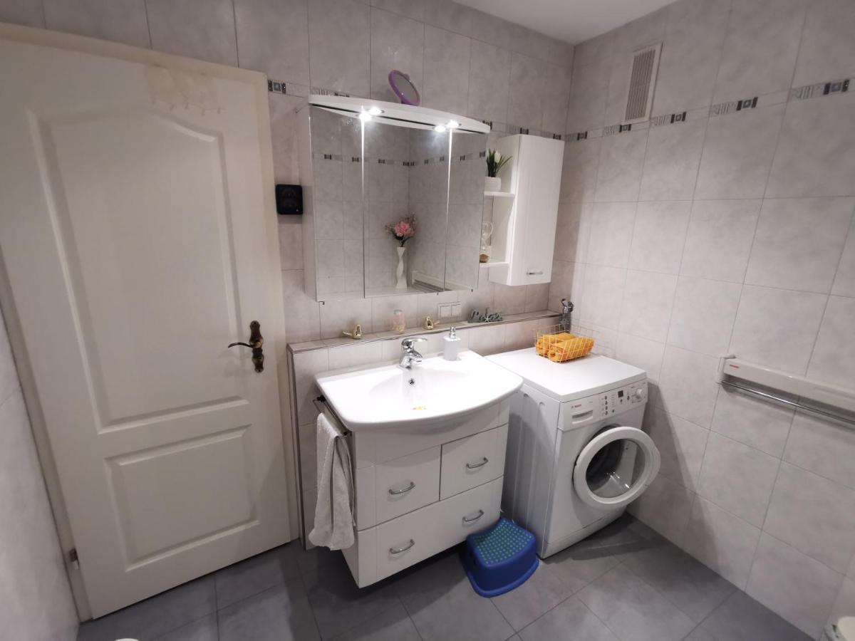 Schoene 3-Zimmer Erdgeschosswohnung Am Bergpark,Unesco,Therme,Train, Wilhelmshoeher Allee 329 Кассель Экстерьер фото
